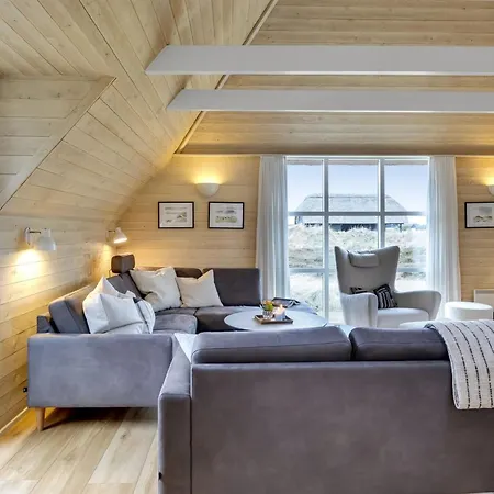 度假居 Rother - 100m From The Sea By Interhome